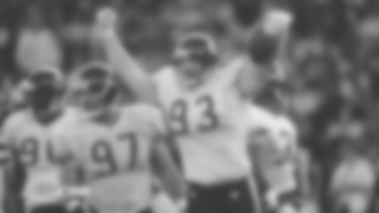 1989: Trace Armstrong, DE