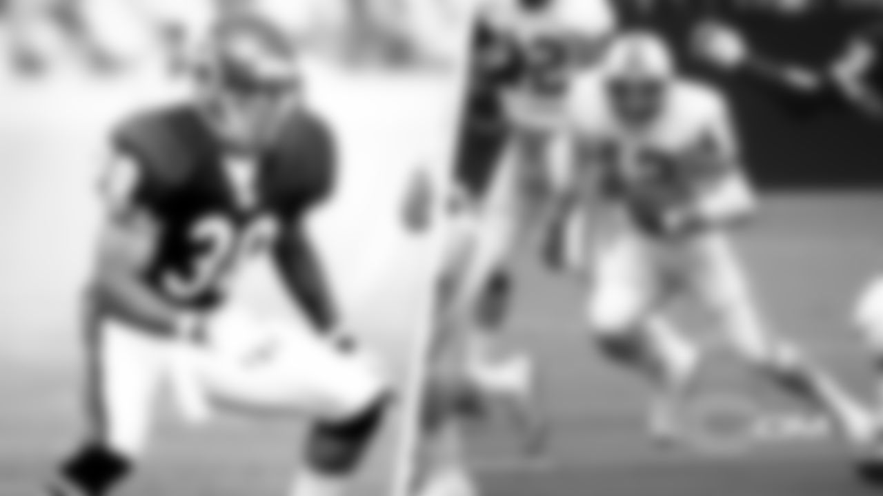 One Ricky Bell was a Bears defensive back in 1996-97. The other was an NFL running back with the Buccaneers (1977-81) and Chargers (1982).