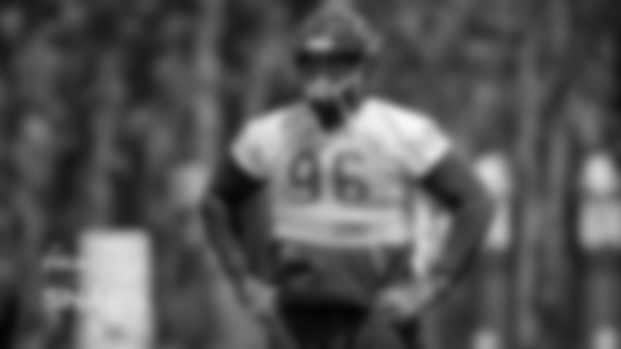 DT Akiem Hicks