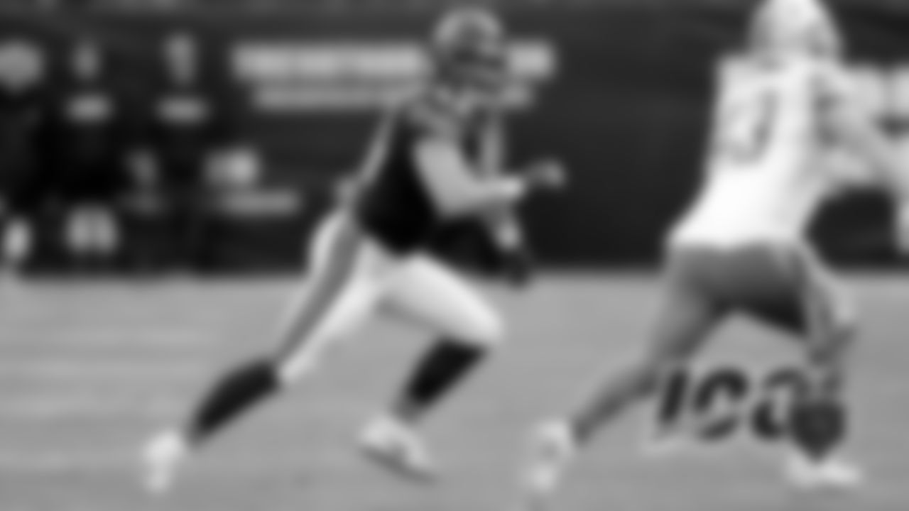LB Nick Kwiatkoski
