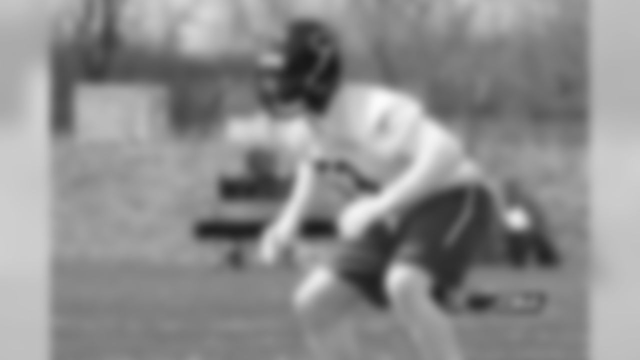 LB Mason Foster