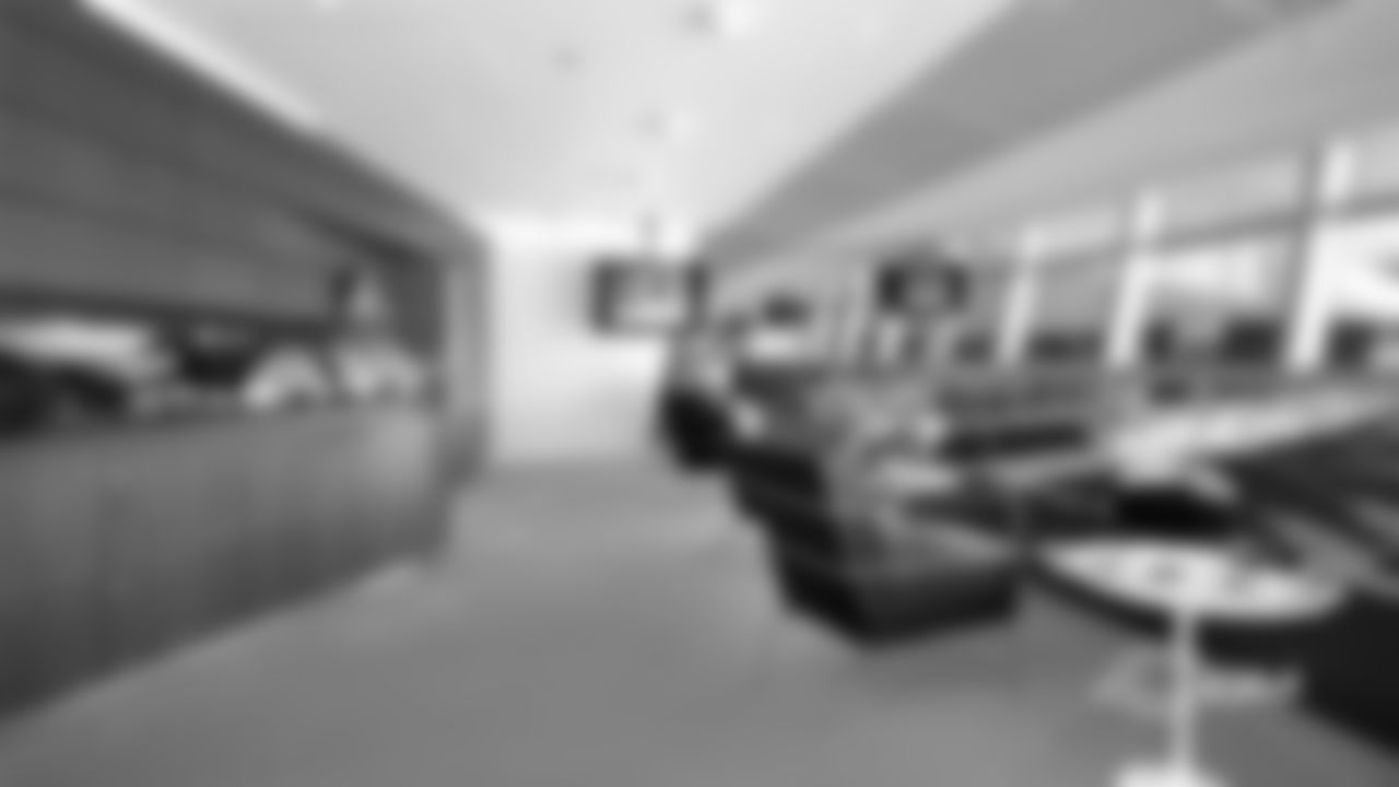 executivesuites-interior-052118-12