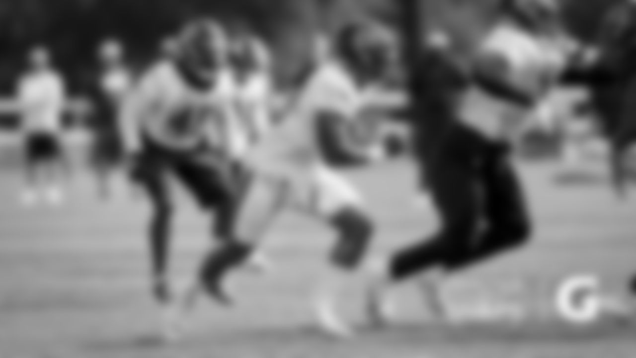 LB Trevis Gipson