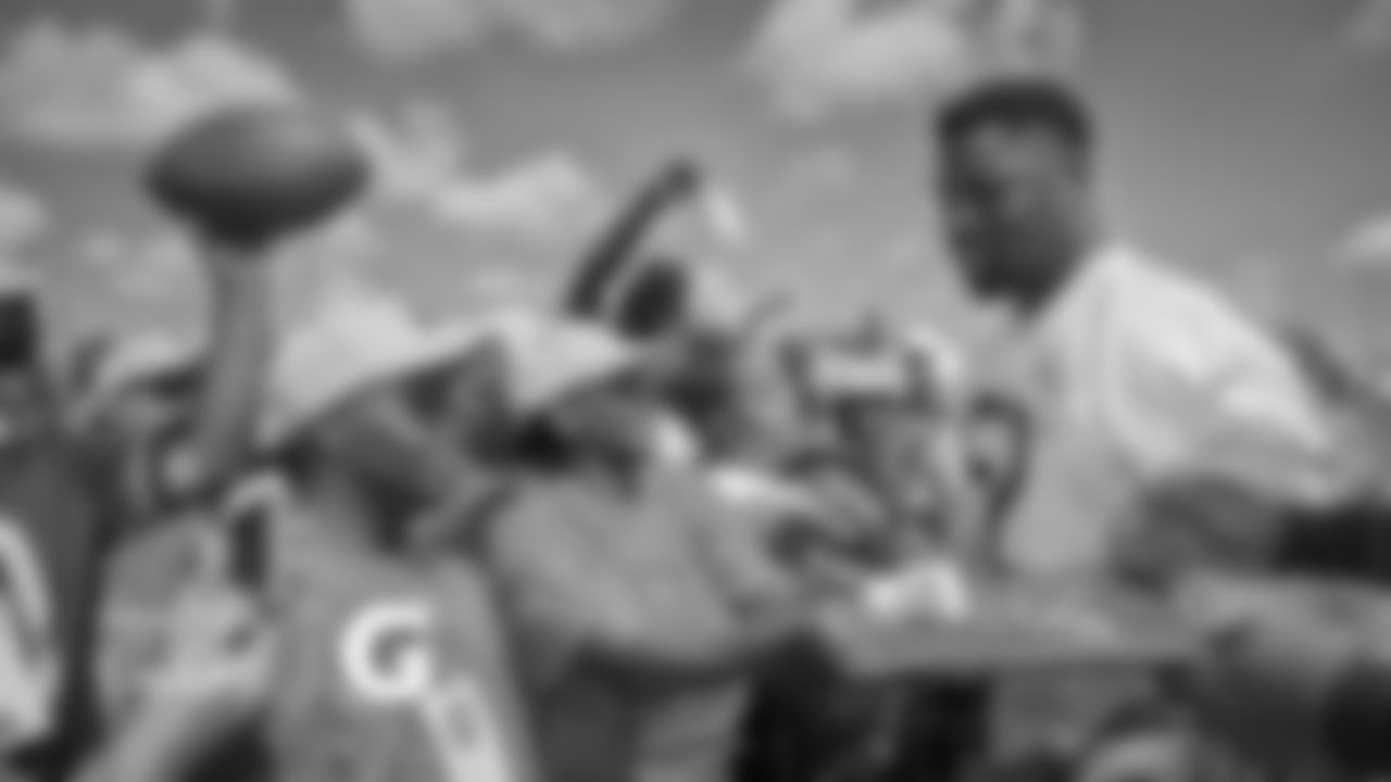 LB Khalil Mack