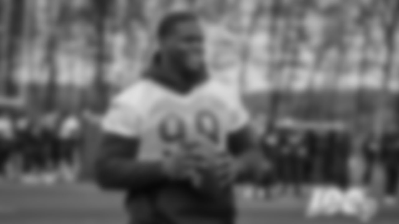 Bilal Nichols, DL