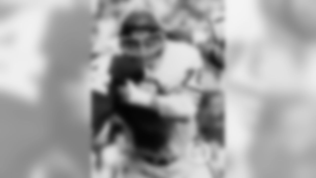 (3) Stan Jones, G (fifth round in 1953)
The Hall of Famer was voted to seven straight Pro Bowls and was a member of the 1963 NFL championship team during 12 seasons with the Bears.