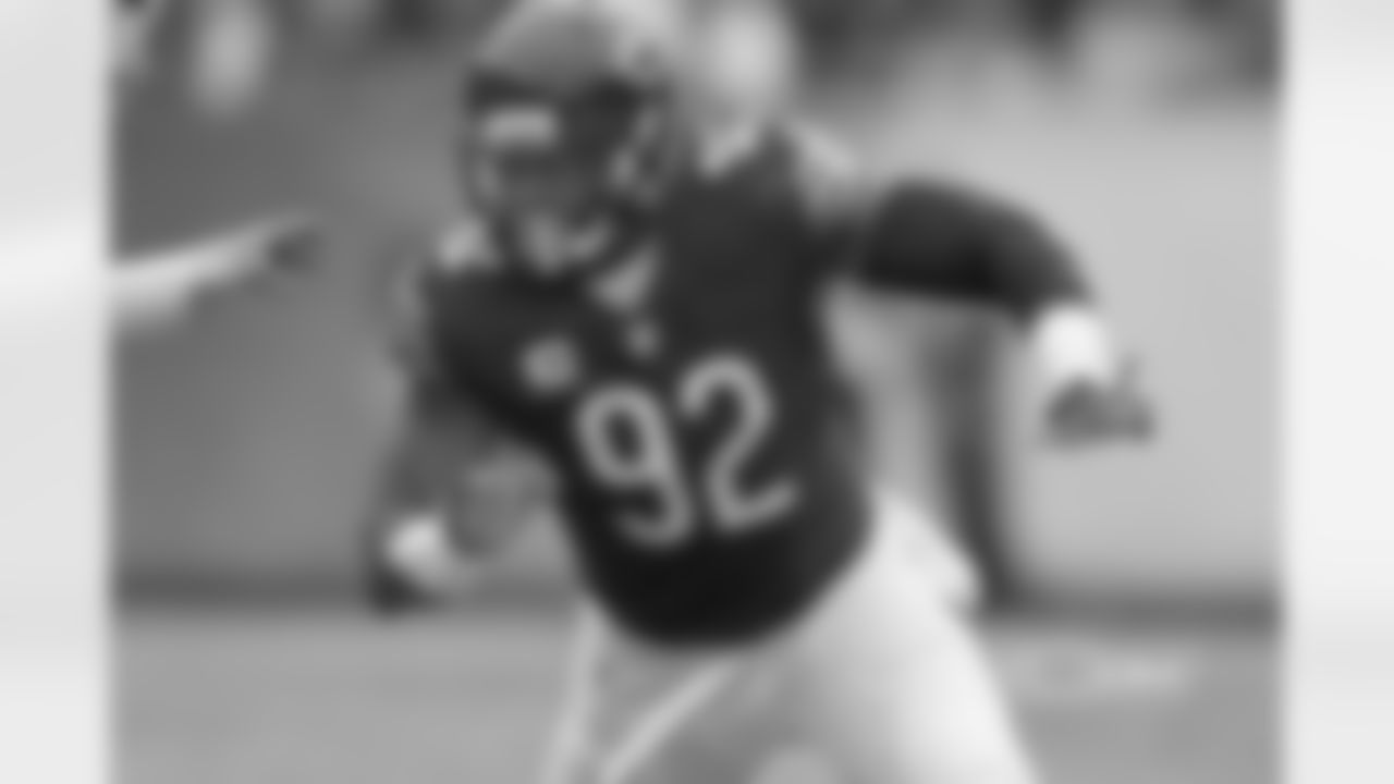 LB Pernell McPhee