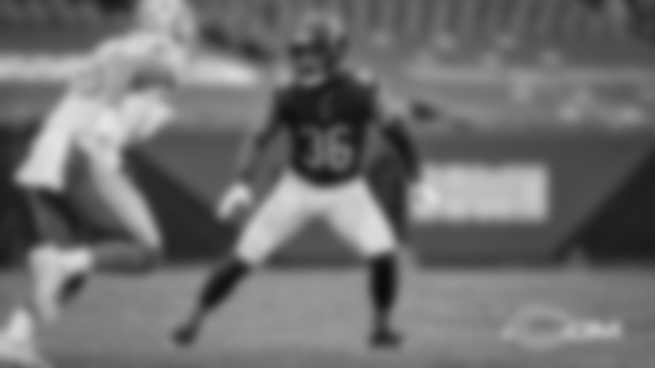 S DeAndre Houston-Carson