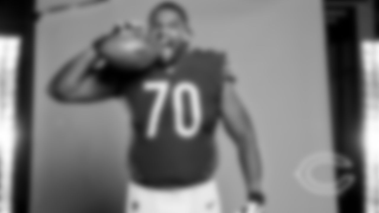 OL Braxton Jones