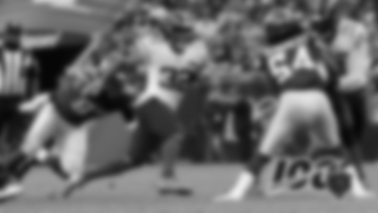 RB David Montgomery:
Rushing yards - 225
