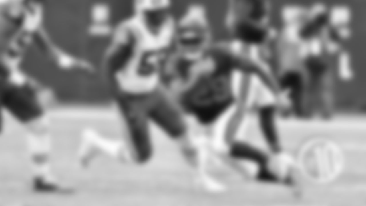 2. Tarik Cohen
The versatile second-year pro is emerging as one of the NFL's most dangerous weapons as a running back, receiver and returner.