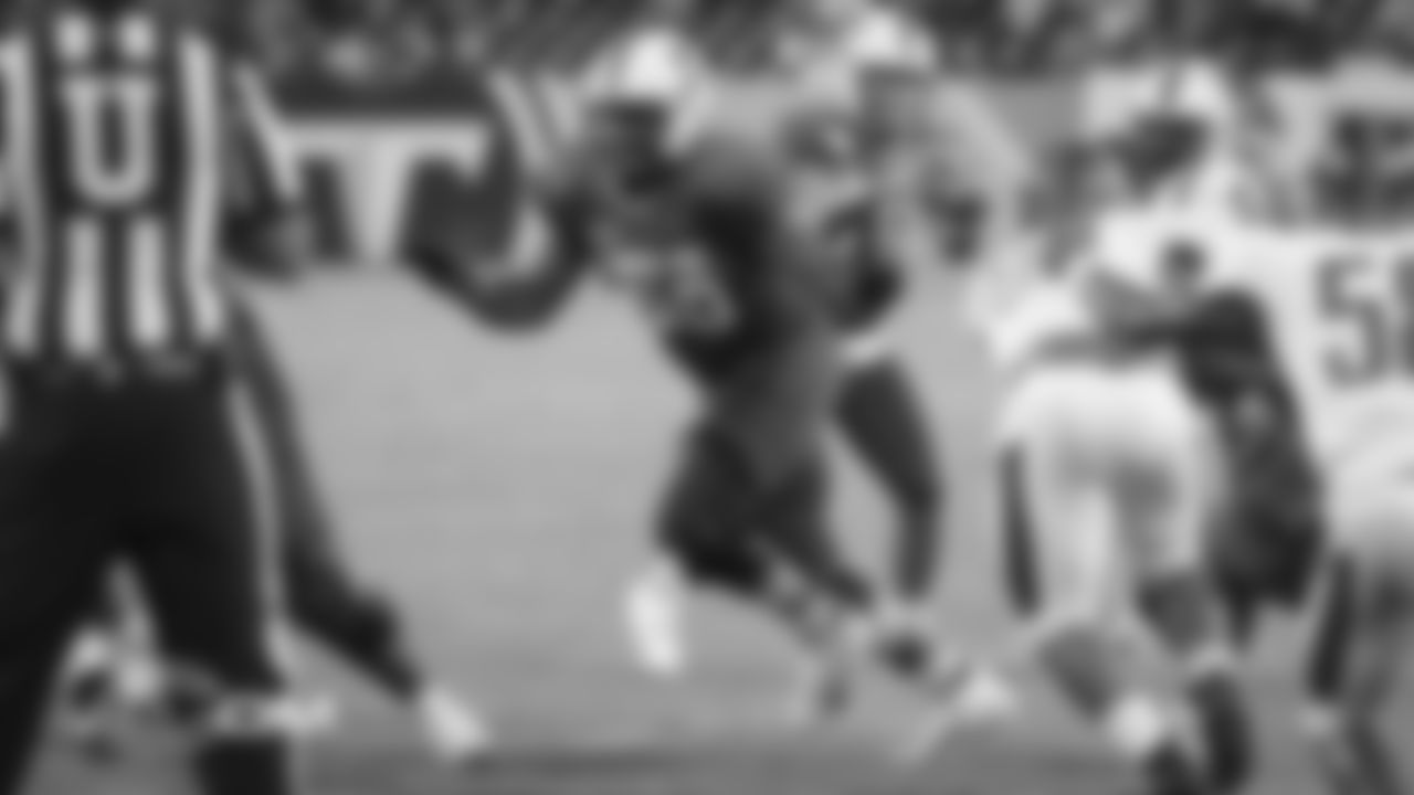Offensive Lineman Lachavious Simmons - Tennessee State