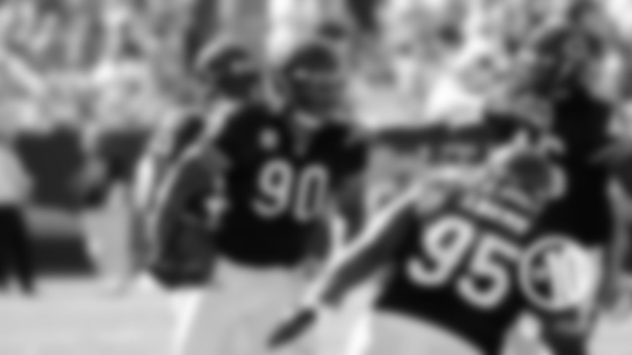 (8) Julius Peppers vs. Panthers
Oct. 10, 2010 in Carolina
In his first year with the Bears after spending his first eight NFL seasons with the Panthers, Peppers made a diving interception from his knees of a Jimmy Clausen pass after leaping to deflect it high into the air in a 23-6 win.