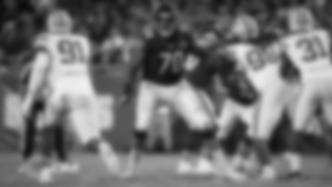 OL Bobby Massie | #70