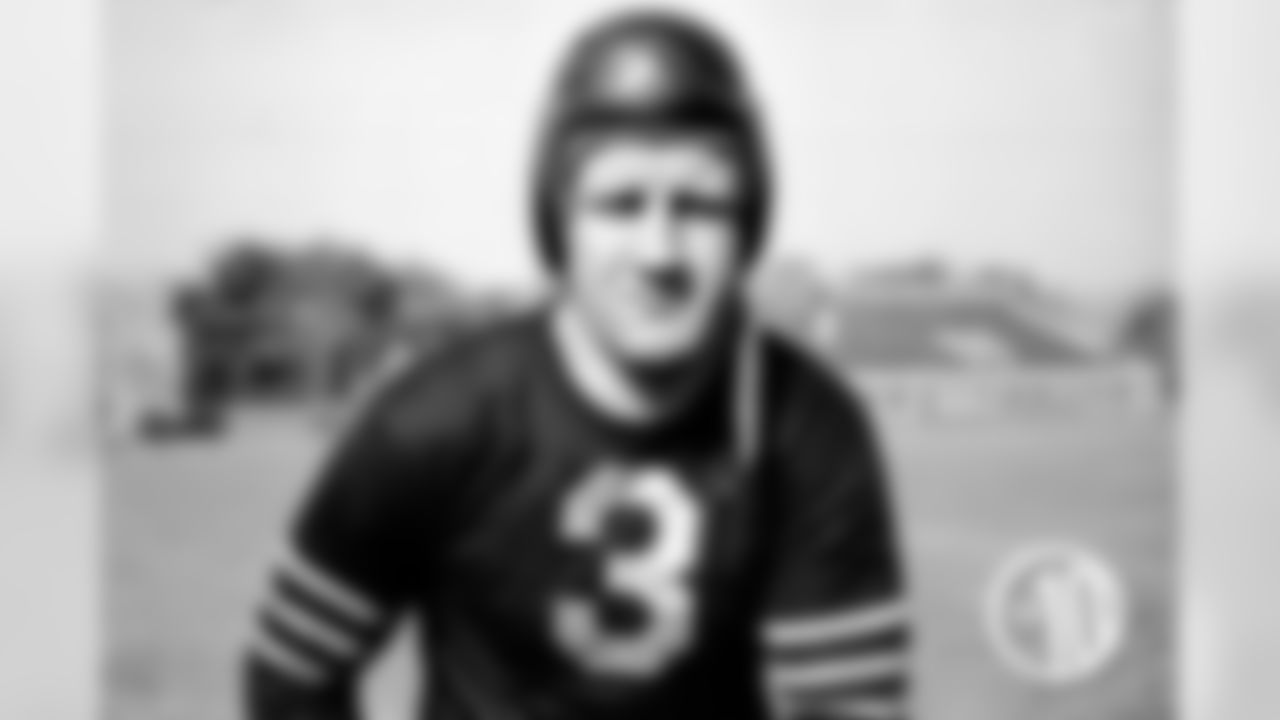 A bruising running back who obliterated tacklers, Nagurski helped lead the Bears to NFL championships in 1932, 1933 and 1943. At 6-2 and 235 pounds, Nagurski would be a big running back in today's NFL; when he played he was larger than most linemen.