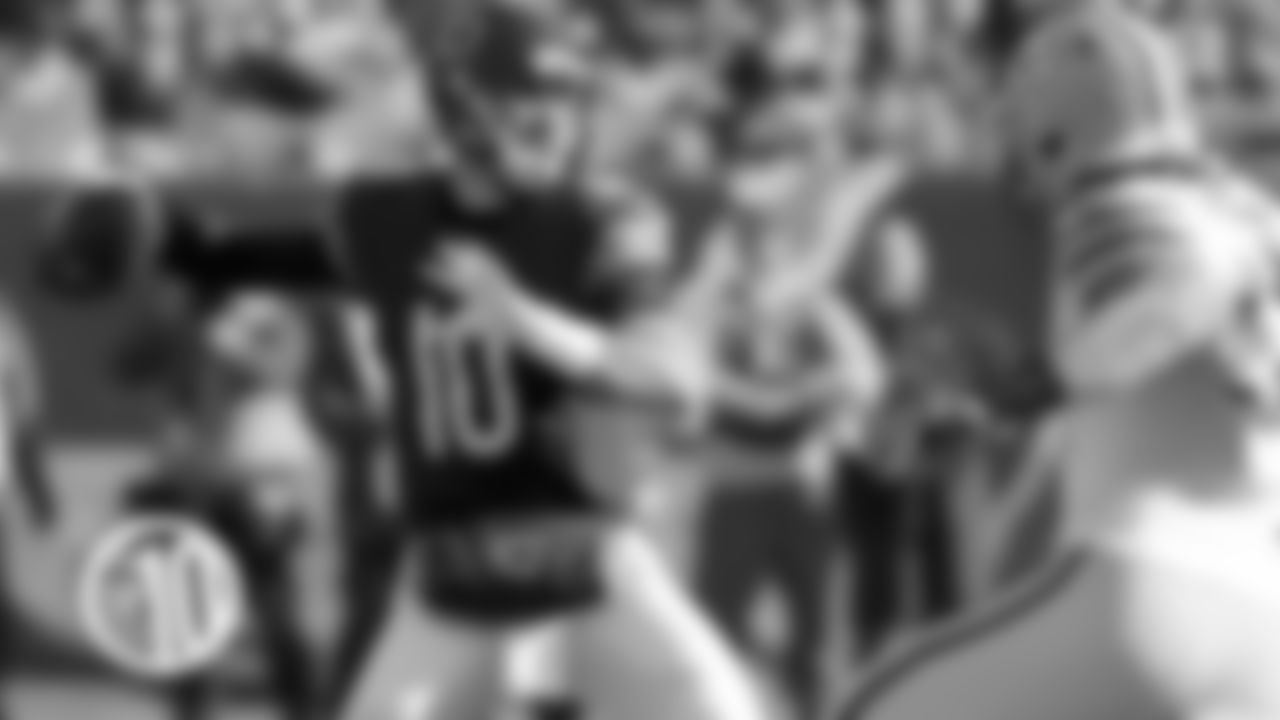 (4) Bears clinch NFC North championship
Mitchell Trubisky threw two touchdown passes and Eddie Jackson ended Aaron Rodgers' NFL record streak without an interception as the Bears clinched the NFC North title with a 24-17 win over the Packers on Dec. 16, 2018 at Soldier Field.