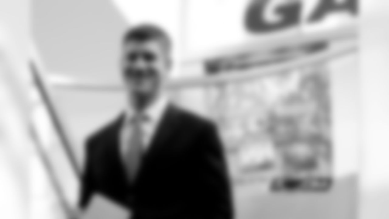 GM Ryan Pace heads down to the Chicago Bears Network studio for an interview.