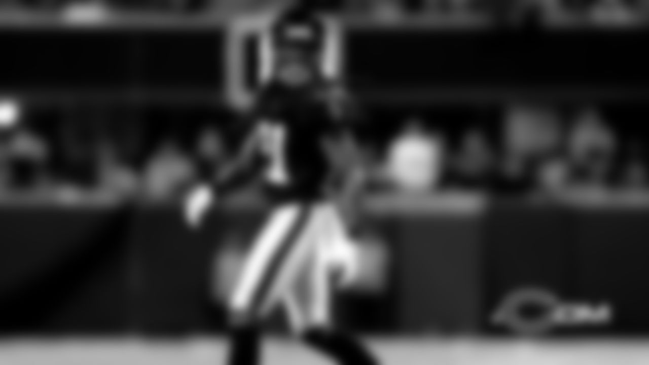 trufant-6-aaron-m-sprecher