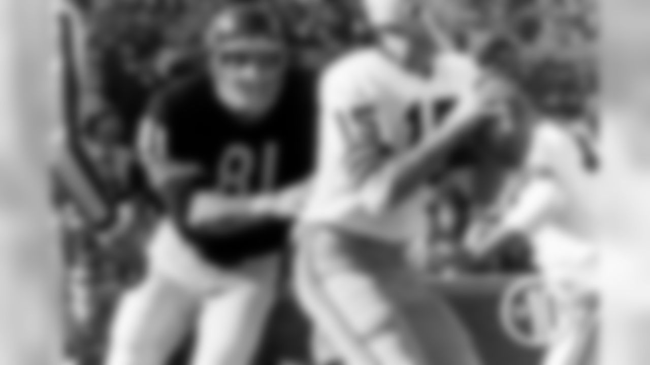 Atkins helped the University of Tennessee win a national championship in 1951, was named All-American in 1952 and is still considered one of the best defensive players in SEC history.
