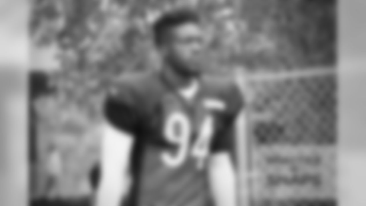 LB Leonard Floyd
