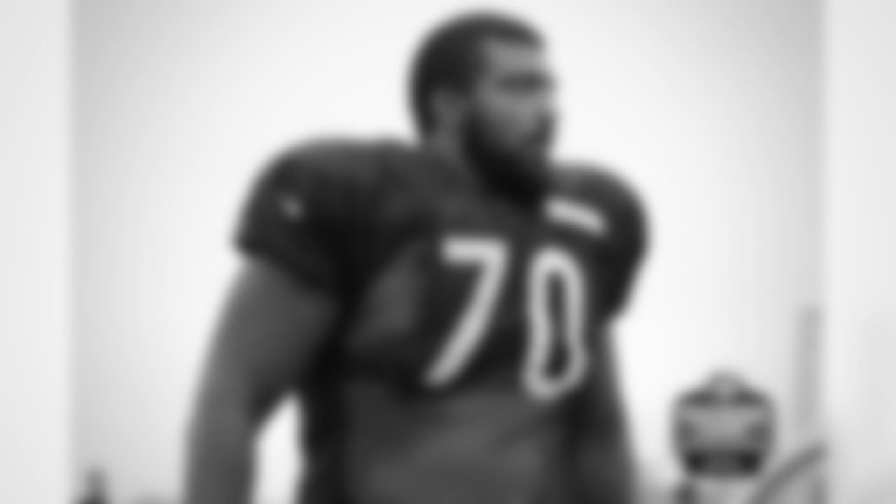 OL Bobby Massie