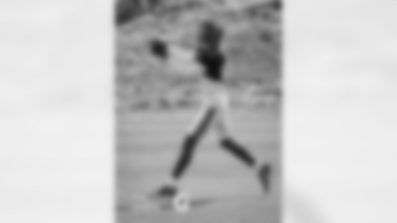 WR Isaiah Coulter