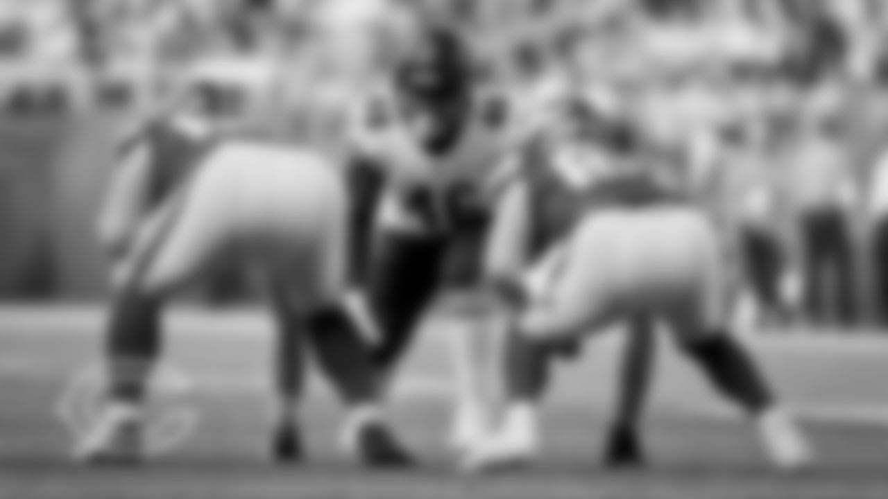 DL Sam Kamara | #46