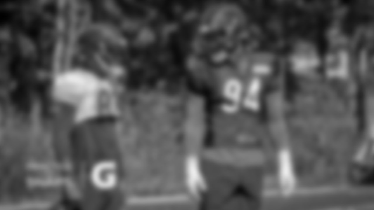 WR Javon Wims, LB Leonard Floyd
