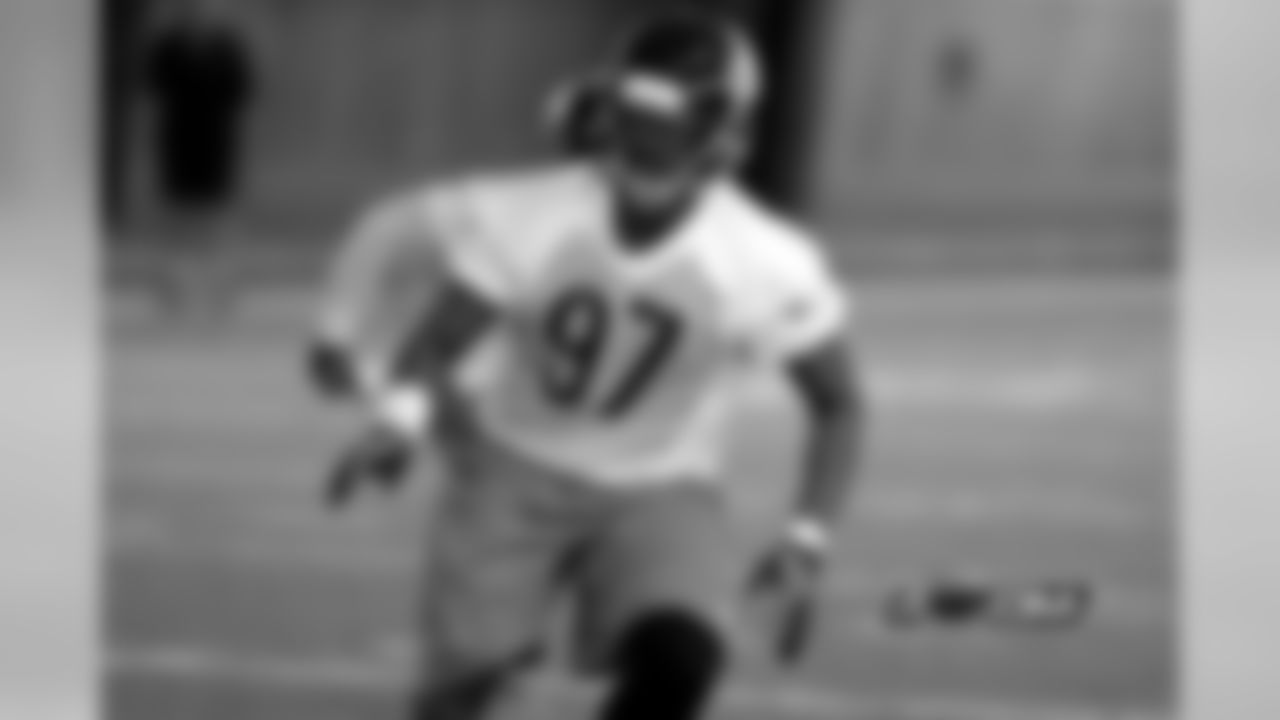 DE 97 Willie Young