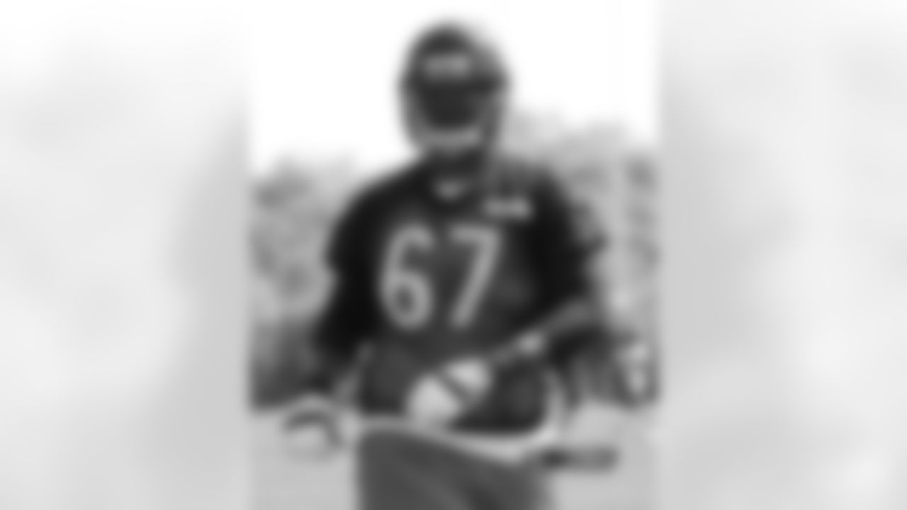 OL Adrian Bellard