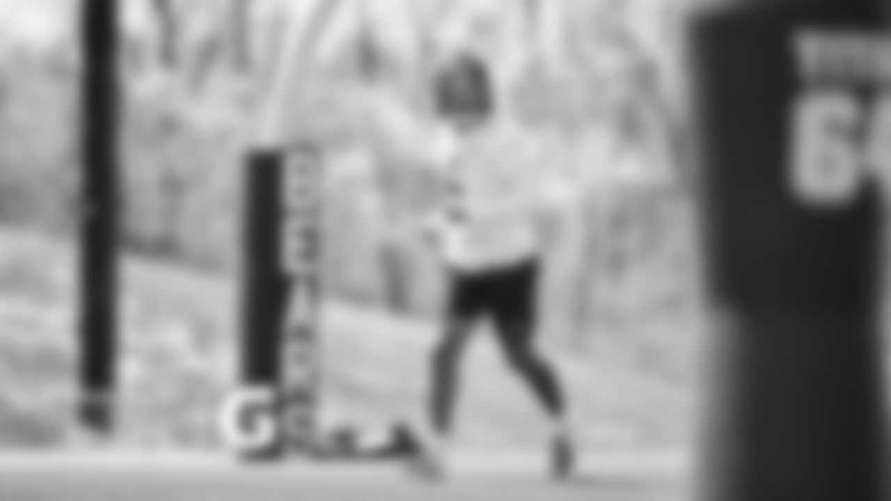 DB Kyler Gordon