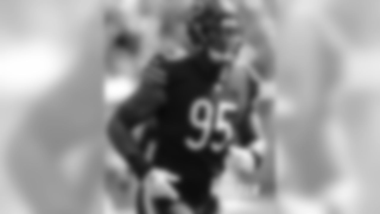 DE Roy Robertson-Harris