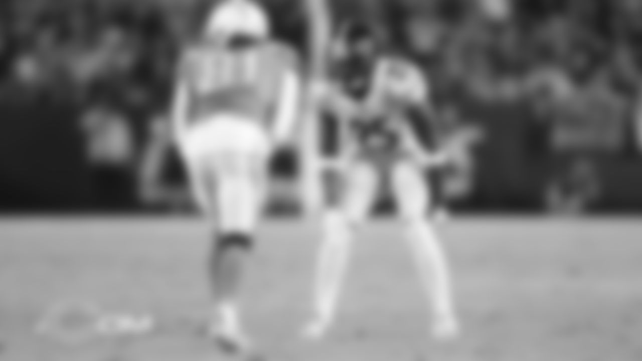 CB Artie Burns