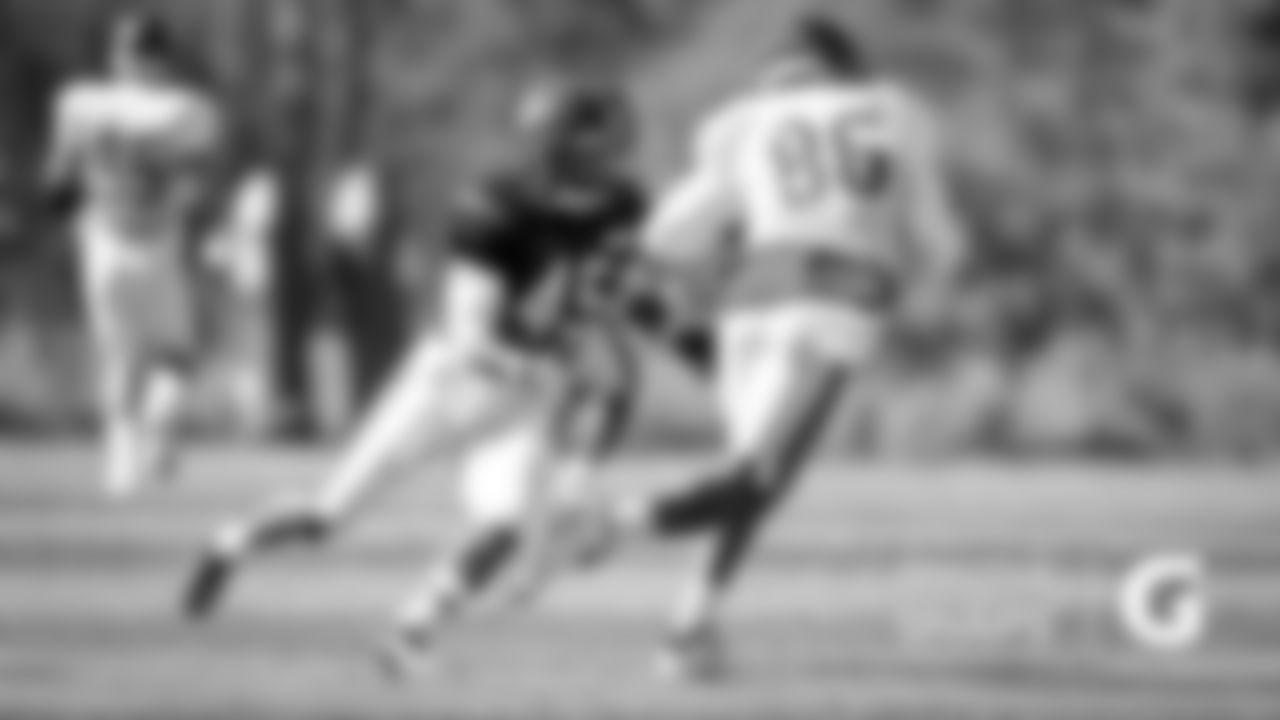 LB Joel Iyiegbuniwe