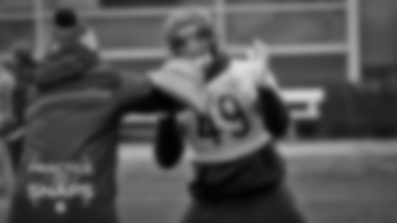 OLB Kylie Fitts