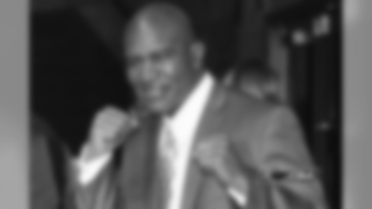 @holyfield