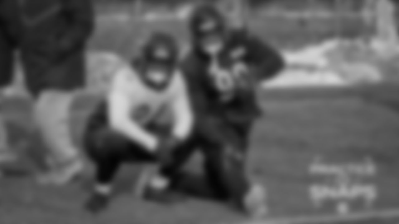 RB Jordan Howard, DE Jonathan Bullard
