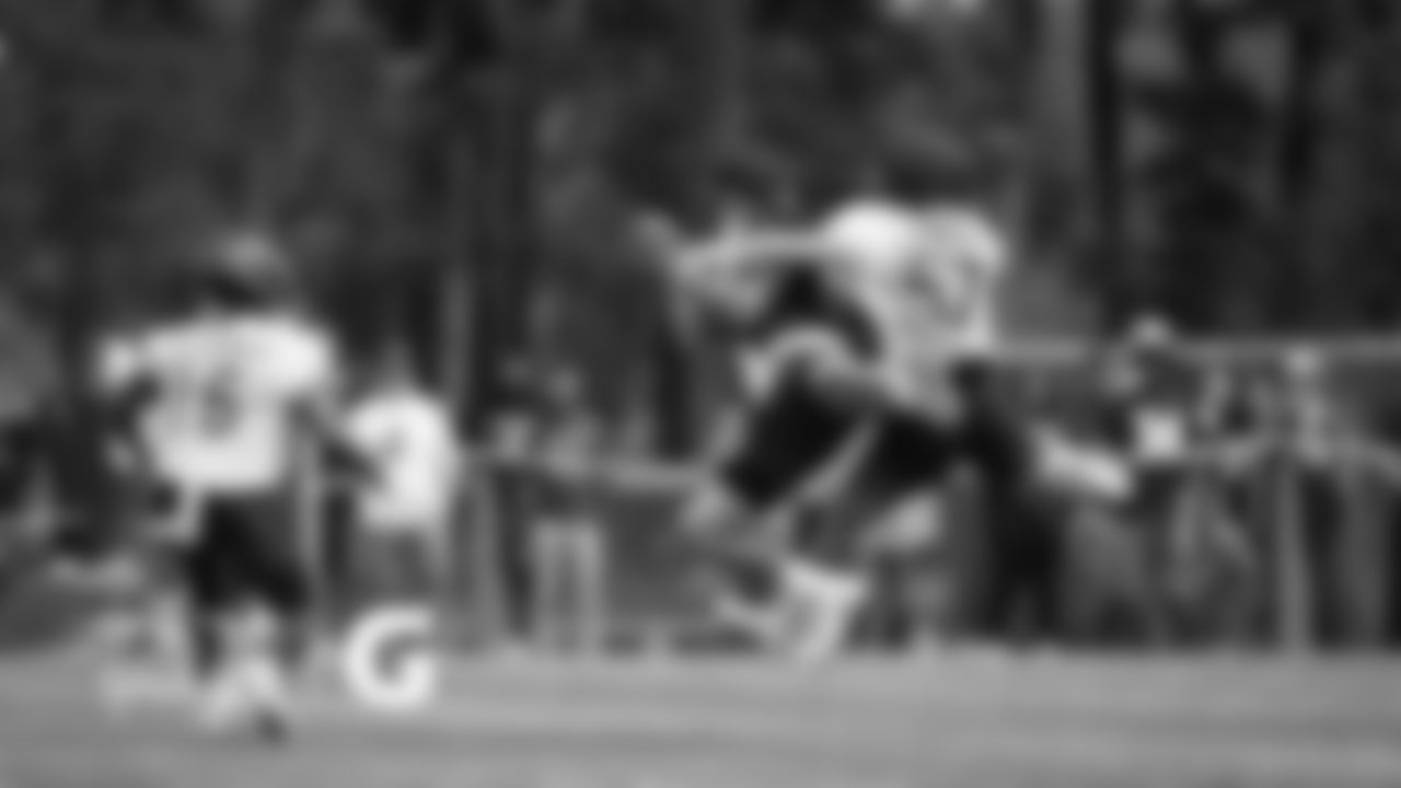 TE Cole Kmet, LB Jack Sanborn