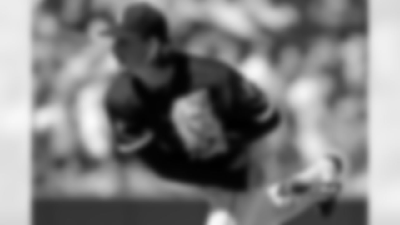 The current White Sox and ex-Cubs pitcher was an All-American receiver at Notre Dame, where he was a finalist for the Biletnikoff Award given to the nation's top receiver.