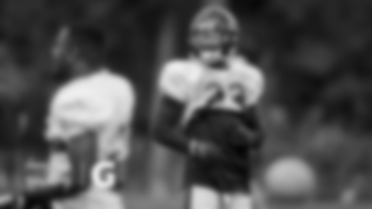 DB Jaylon Johnson