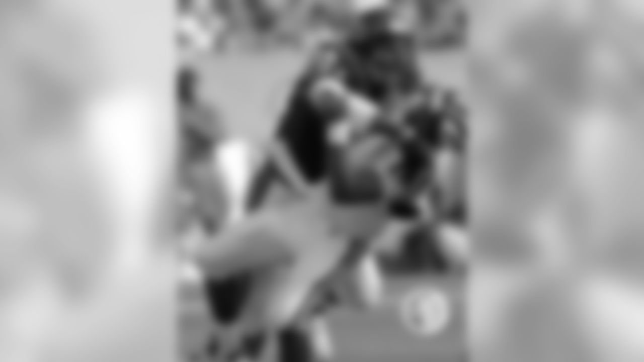 4 sacks