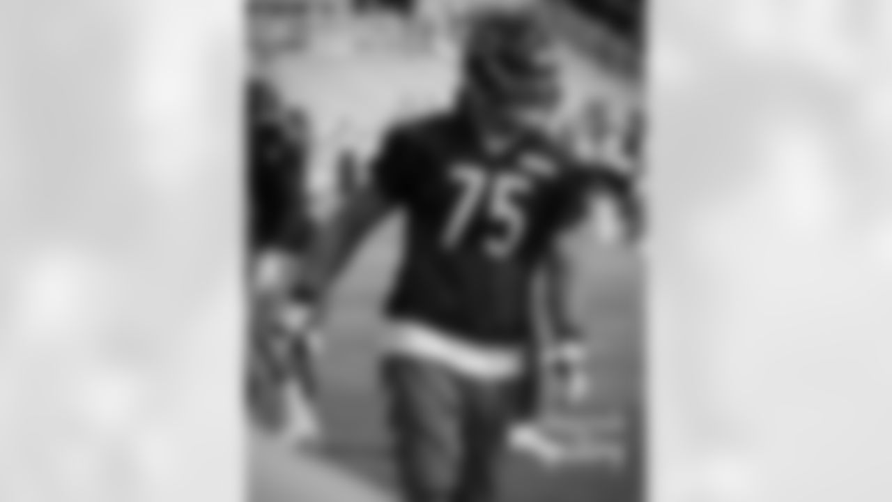 OL Kyle Long