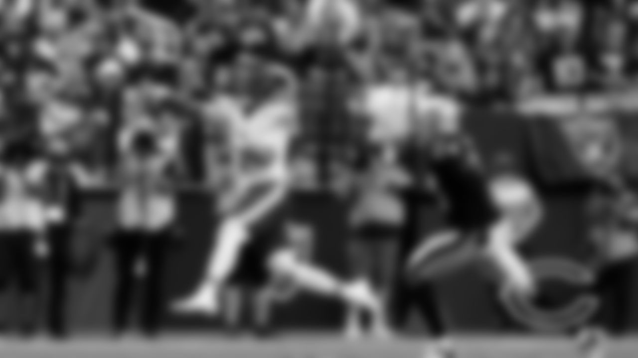 Home vs. Las Vegas Raiders
Last meeting in Chicago: October 4, 2015
Series tied 8-8-0