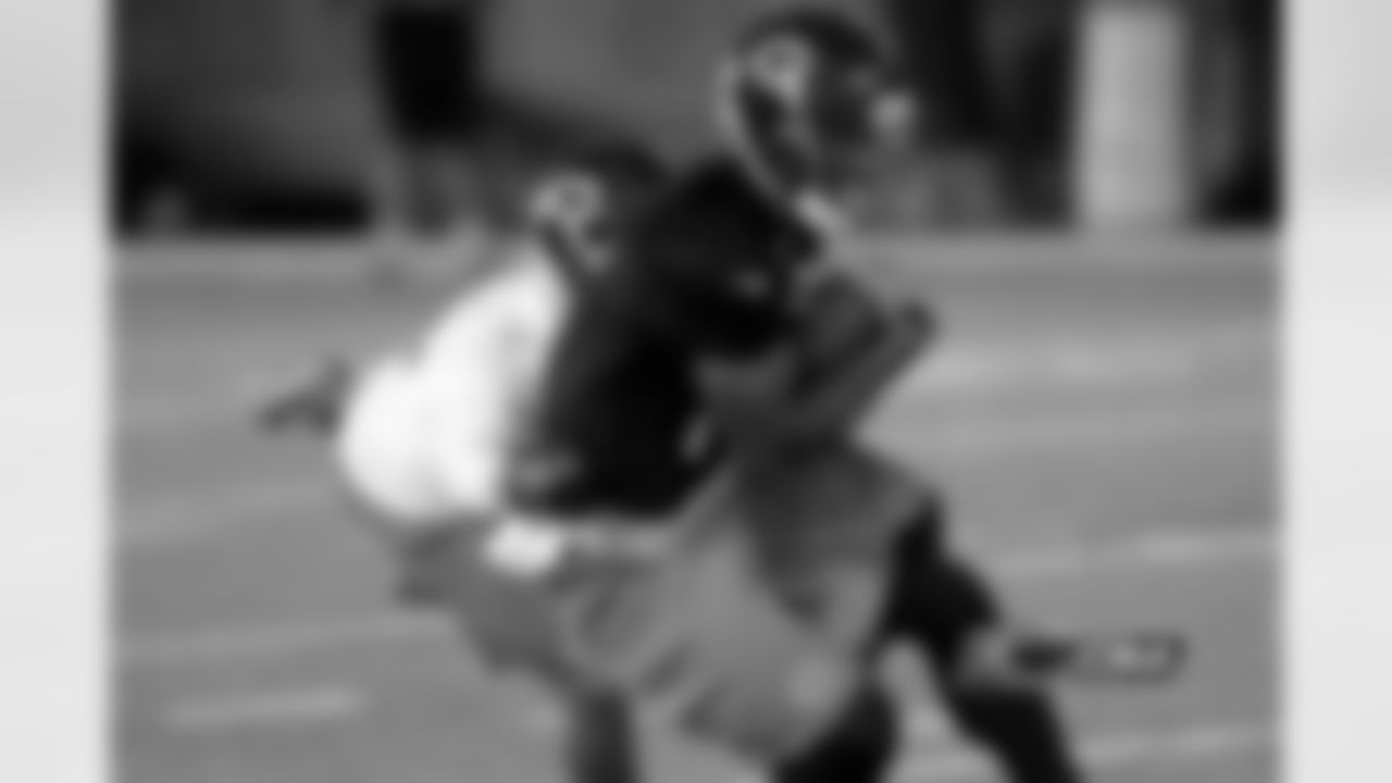 WR 15 Brandon Marshall