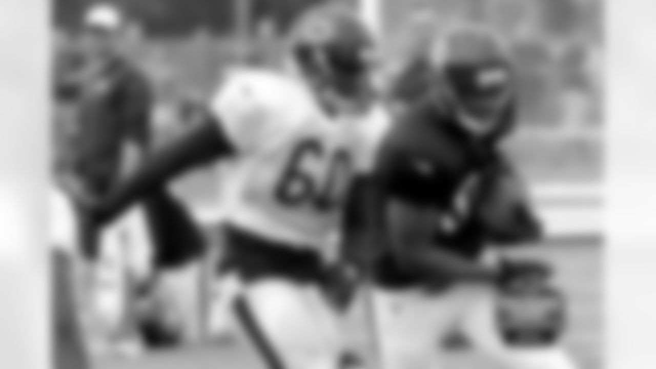 LB DeDe Lattimore, WR Greg Herd