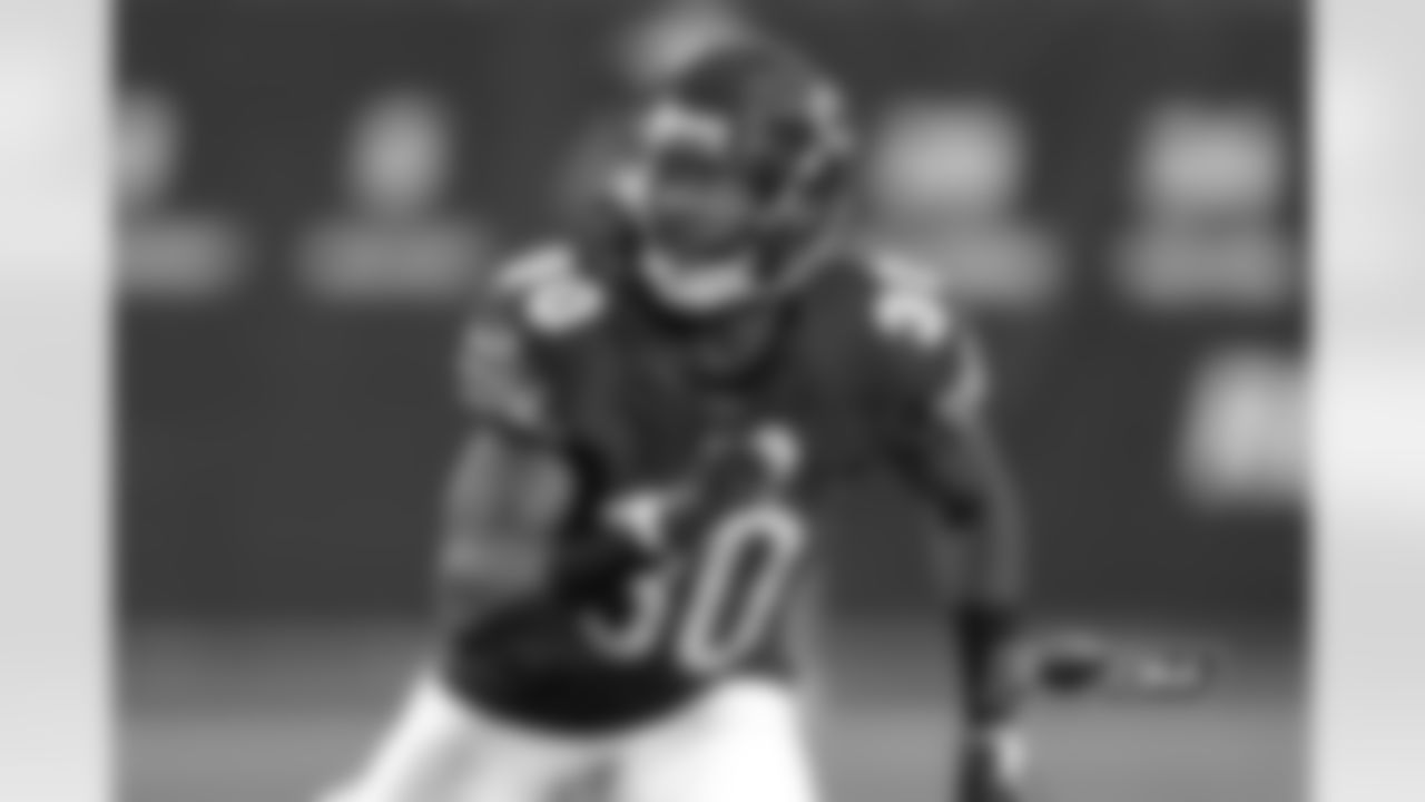 DB Demontre Hurst