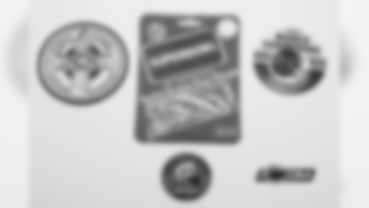 Chicago Bears World Champion patches, key rings and buttons were commonly found in the marketplace following Super Bowl XX.