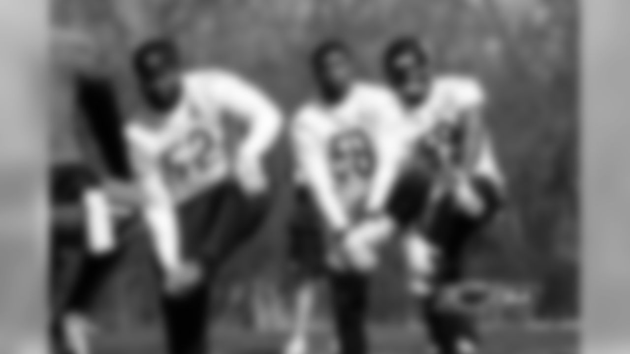 LBs Khaseem Greene, DeDe Lattimore, and Christian Jones