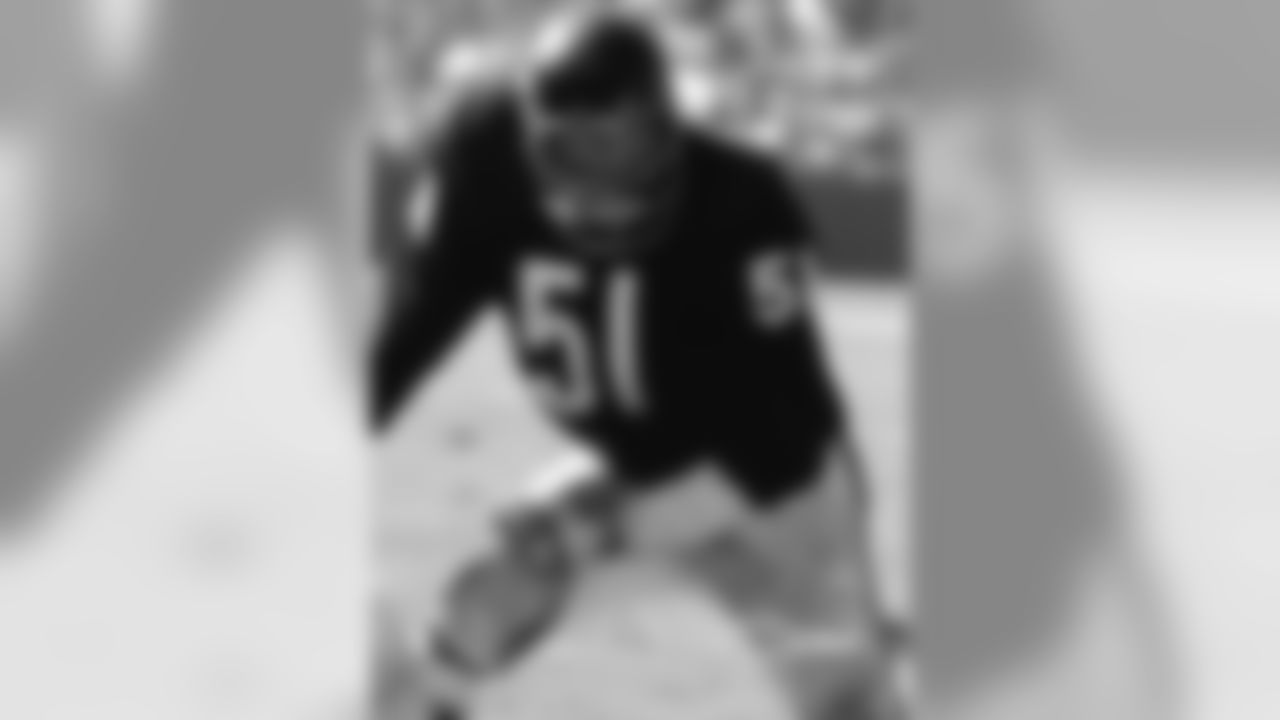 Dick Butkus
Favorite player of: Roquan Smith