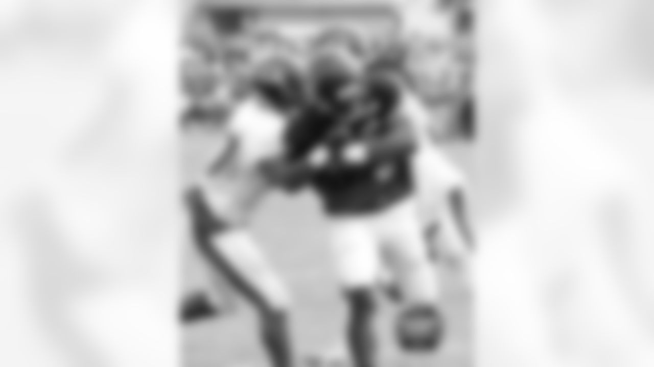 RB Senorise Perry
